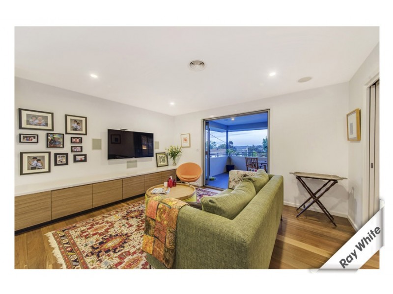 7 Whitham Place, Pearce ACT 2607