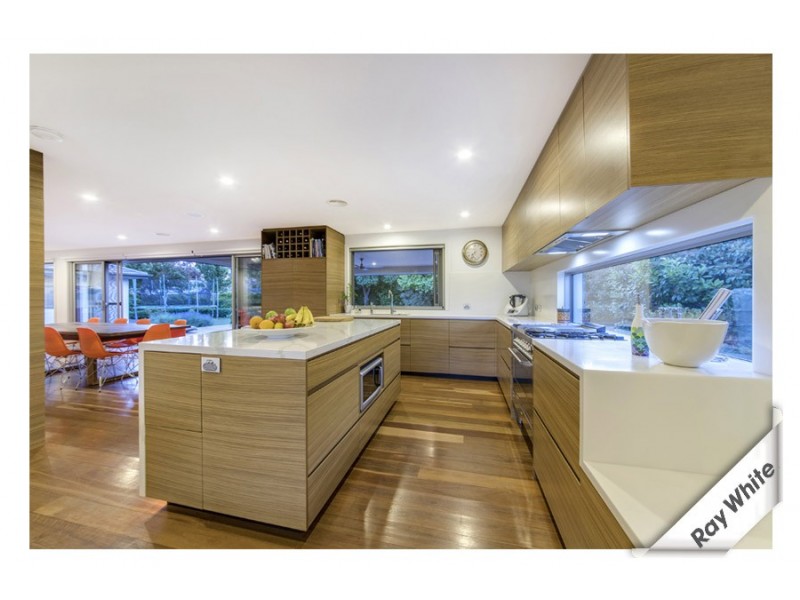 7 Whitham Place, Pearce ACT 2607