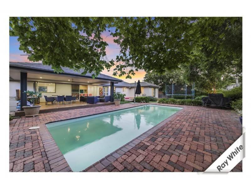 7 Whitham Place, Pearce ACT 2607