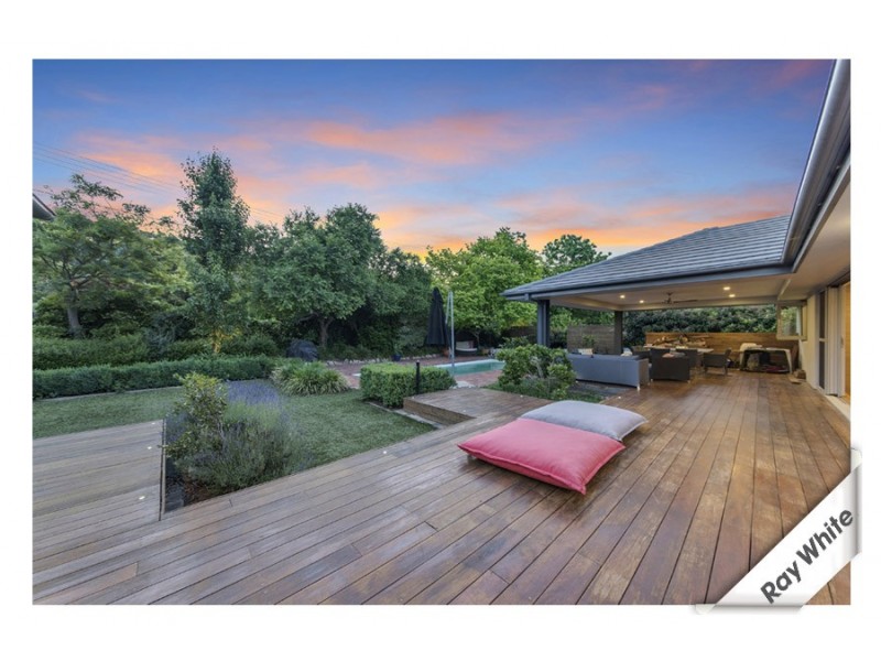 7 Whitham Place, Pearce ACT 2607