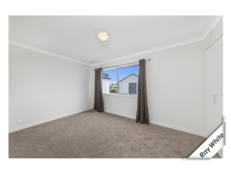 32/8 Henry Kendall Street, Franklin ACT 2913