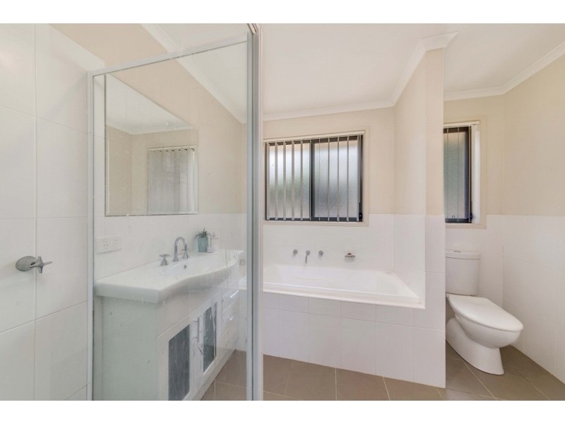 15 Nicholls Drive, Yass NSW 2582