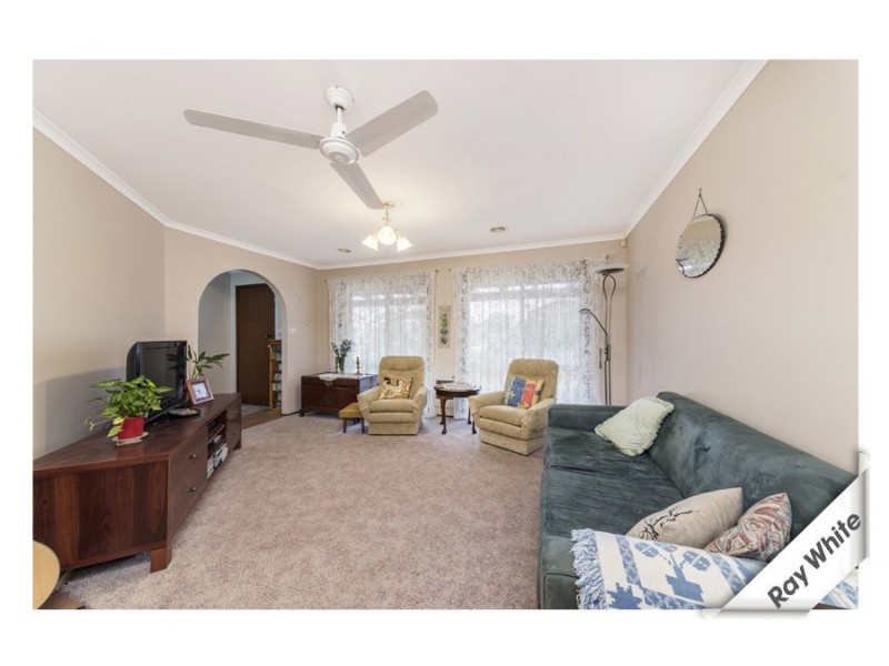 38 McLuckie Crescent, Banks ACT 2906