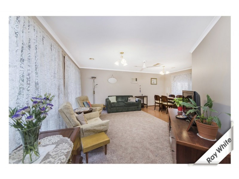 38 McLuckie Crescent, Banks ACT 2906