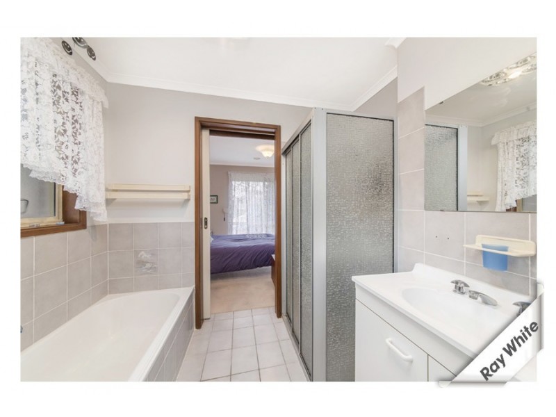 38 McLuckie Crescent, Banks ACT 2906