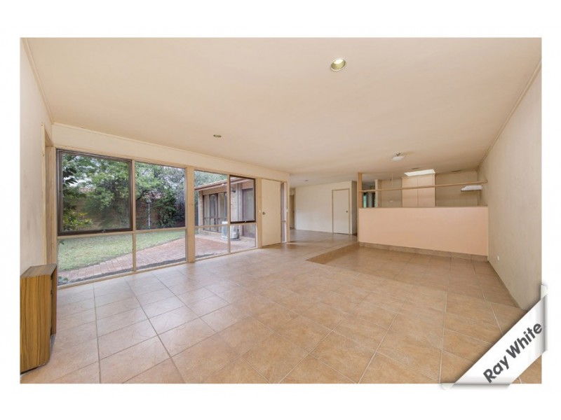 4 Logue Place, Stirling ACT 2611