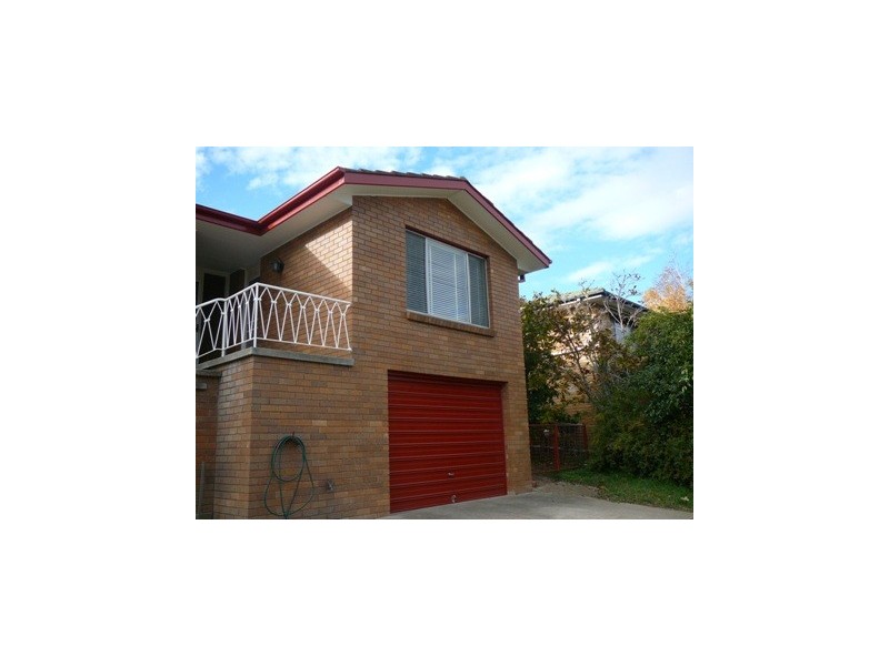 2/3 Withers Place, Weston ACT 2611