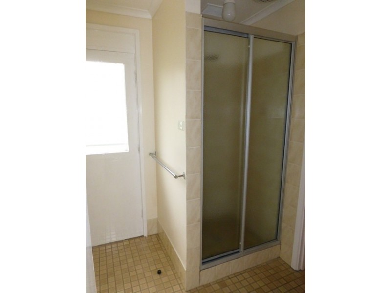 2/3 Withers Place, Weston ACT 2611