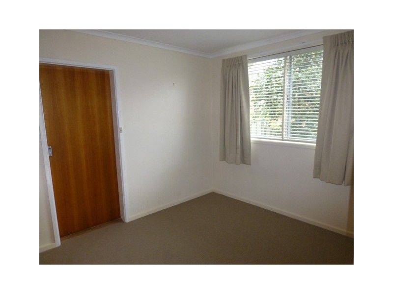2/3 Withers Place, Weston ACT 2611