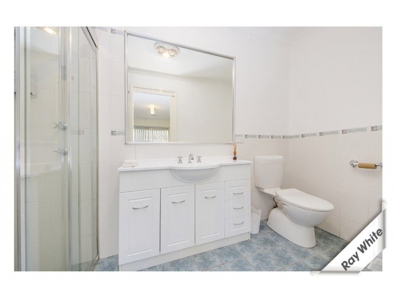 8/42 Betty Maloney Crescent, Banks ACT 2906