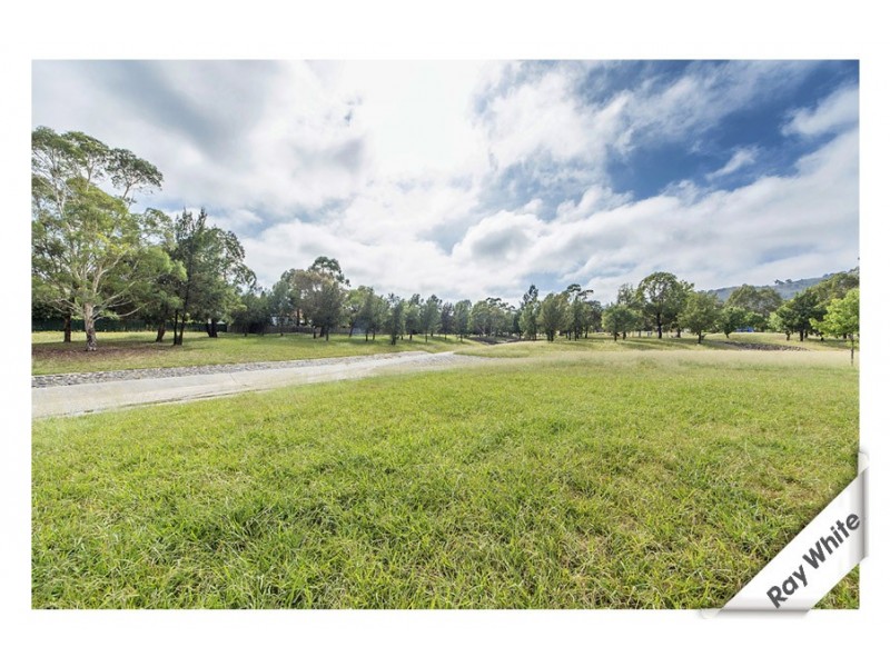 8/42 Betty Maloney Crescent, Banks ACT 2906