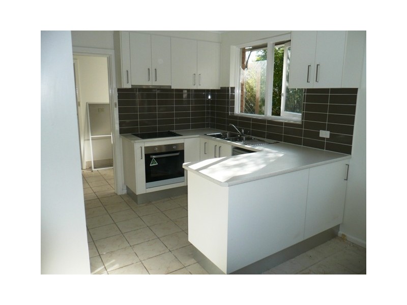 33 Irvine Street, Watson ACT 2602