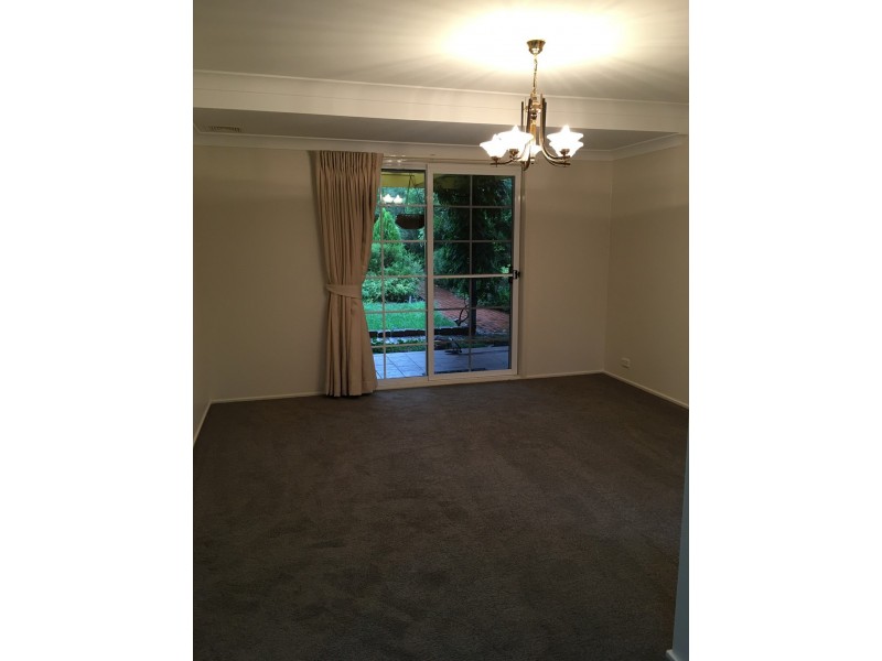 22 Mount Vernon Drive, Kambah ACT 2902