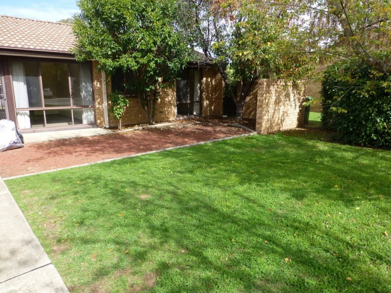 17/10 Ashby Circuit, Kambah ACT 2902