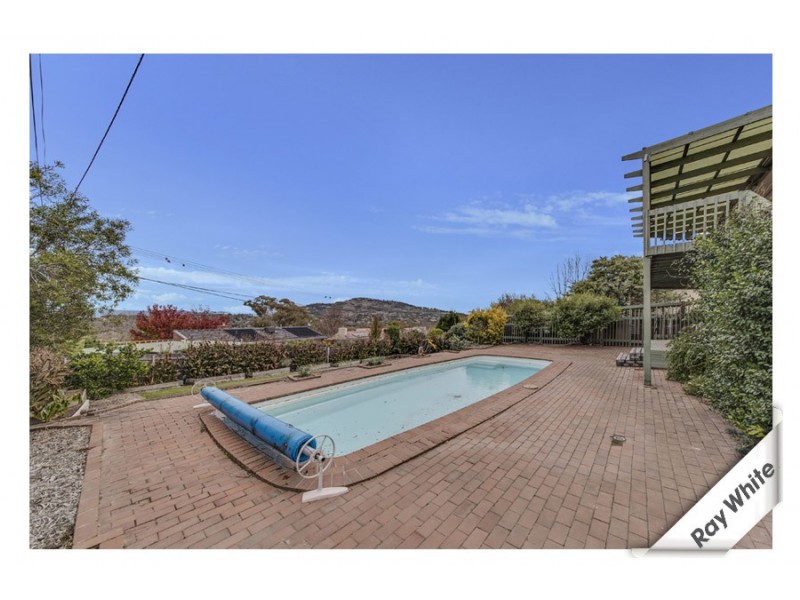 137 Shackleton Cct, Mawson ACT 2607