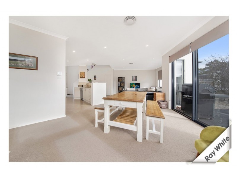 11/10 Helpmann Street, Bonython ACT 2905