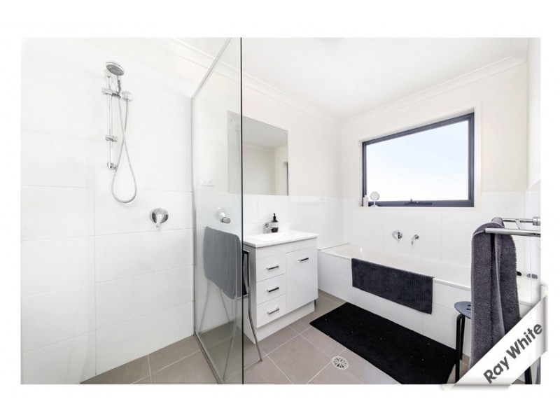 11/10 Helpmann Street, Bonython ACT 2905