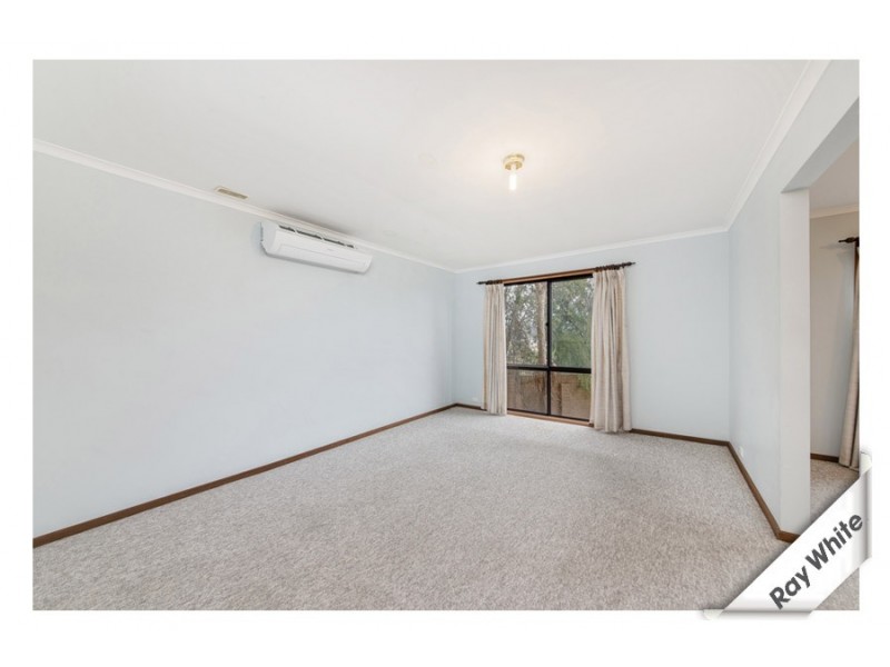 8 Hallen Close, Swinger Hill ACT 2606
