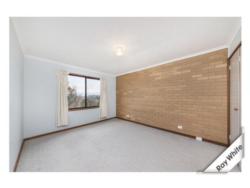 8 Hallen Close, Swinger Hill ACT 2606