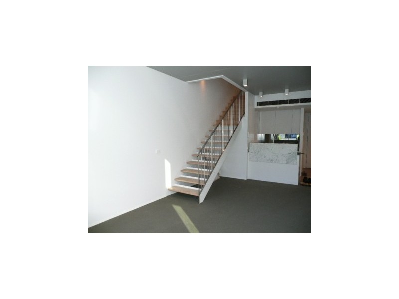 8/3 Burbury Close, Barton ACT 2600