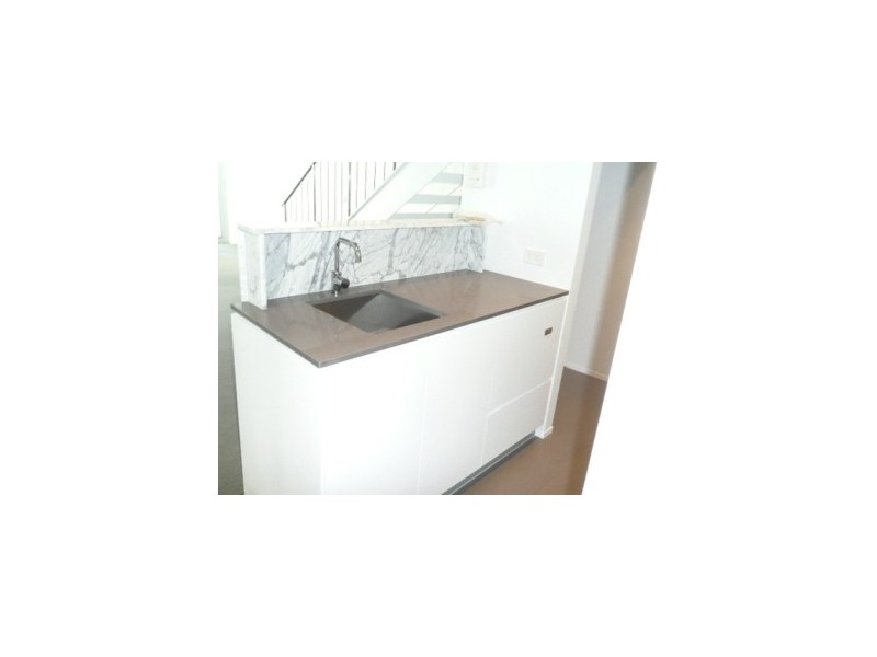 8/3 Burbury Close, Barton ACT 2600