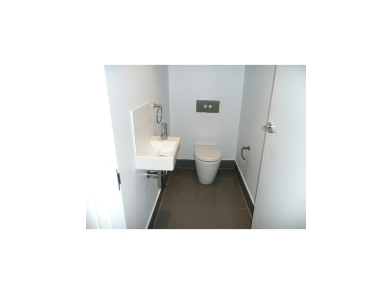 8/3 Burbury Close, Barton ACT 2600