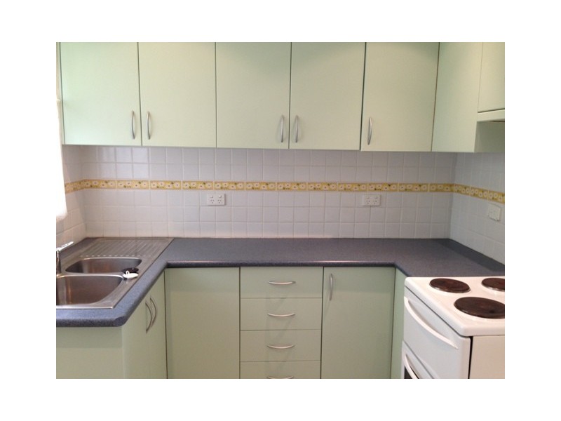 2/16 Wilgabar Way, Karabar NSW 2620