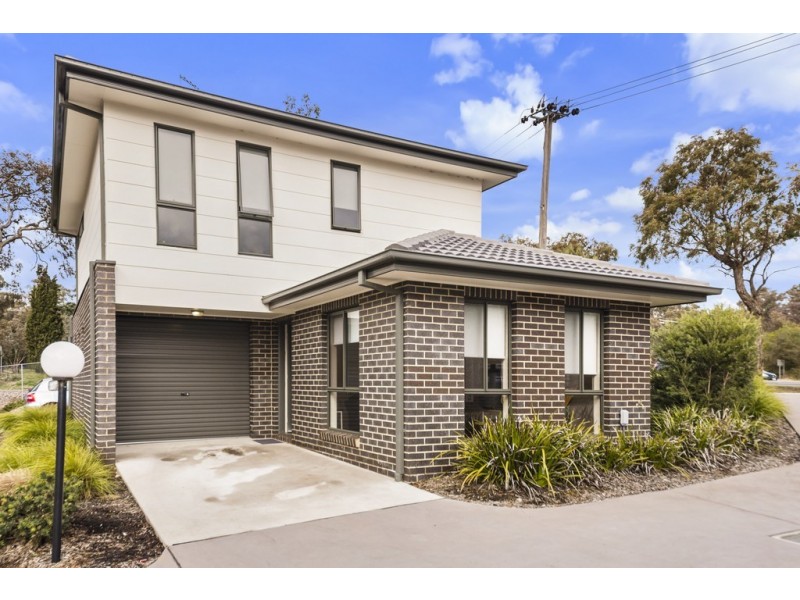1/2 Belconnen Way, Page ACT 2614