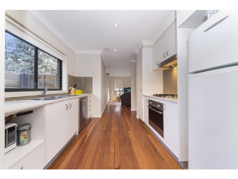 1/2 Belconnen Way, Page ACT 2614
