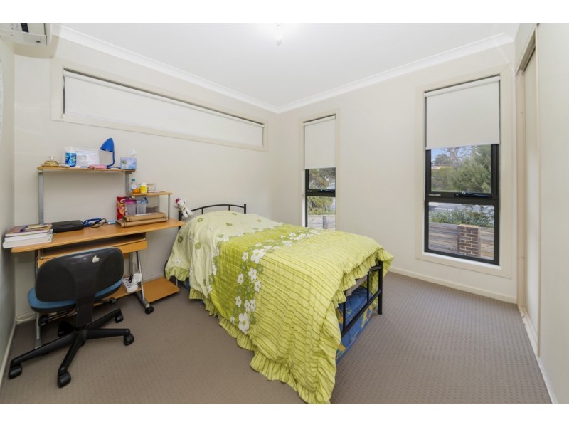 1/2 Belconnen Way, Page ACT 2614