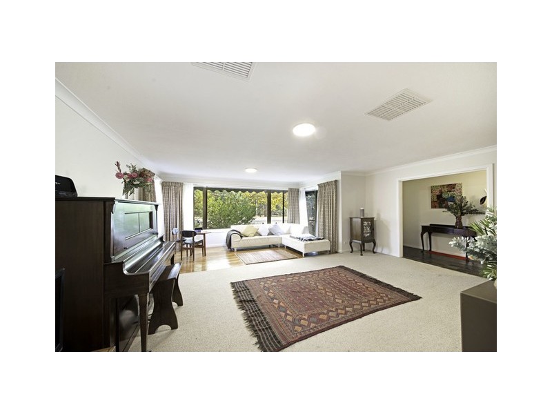 193 Phillip Avenue, Hackett ACT 2602