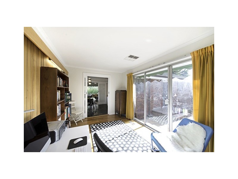 193 Phillip Avenue, Hackett ACT 2602
