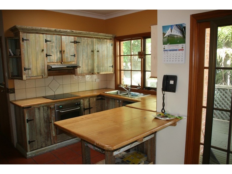 8 Tallong Place, Caringbah NSW 2229