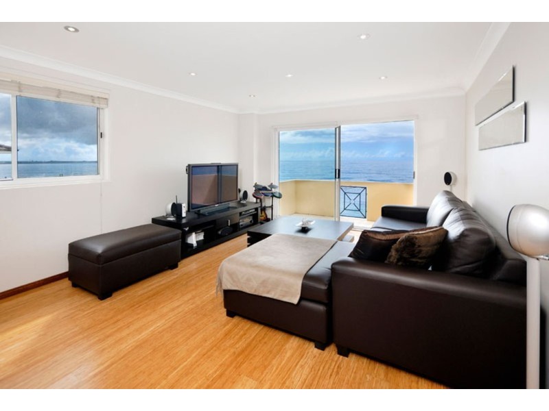 32 The Esplanade, Cronulla NSW 2230