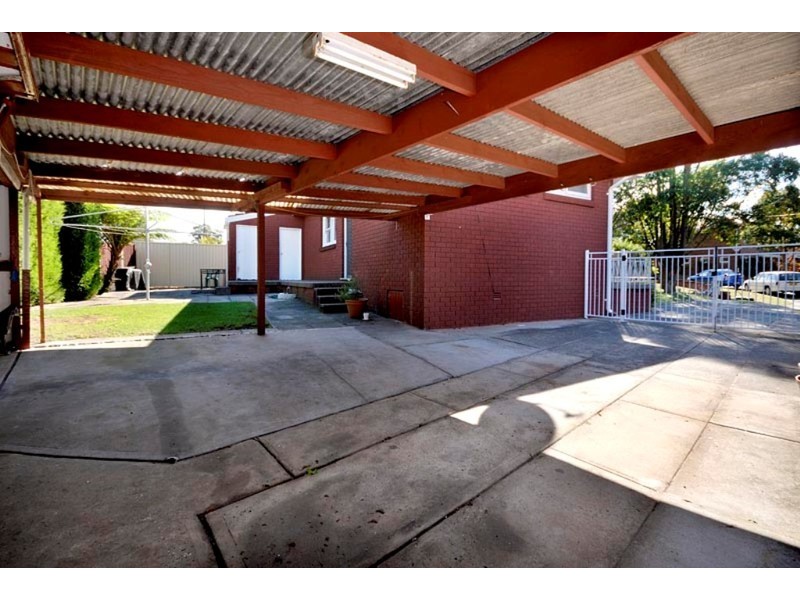 14 Bimbadeen Avenue, Miranda NSW 2228