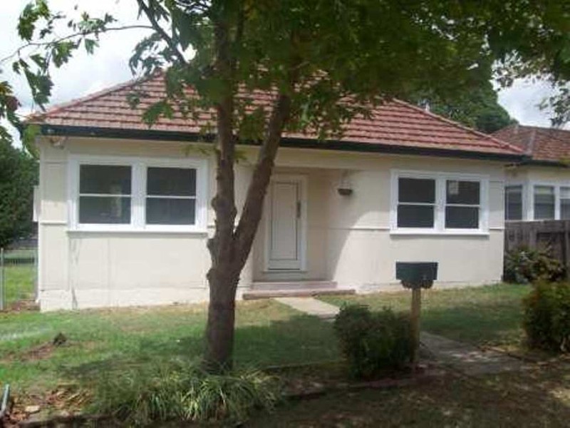 2 Bonnie View Street, Gymea NSW 2227