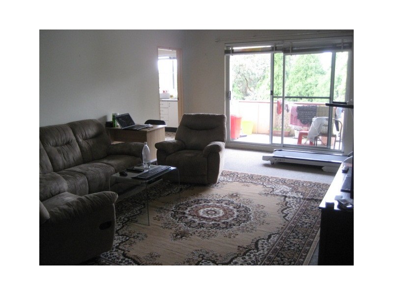 32-34 Hampton Court Road, Carlton NSW 2218