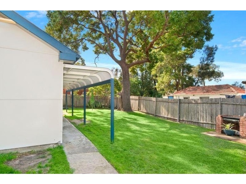 135 Parraweena Road, Miranda NSW 2228