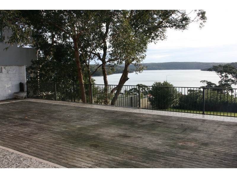 16 Matthew Flinders Place, Burraneer NSW 2230