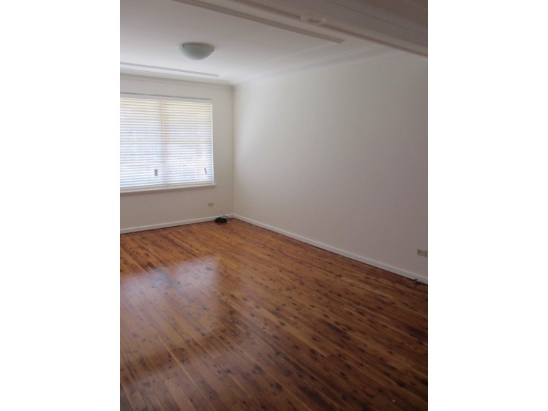 12 Sandra Place, Miranda NSW 2228