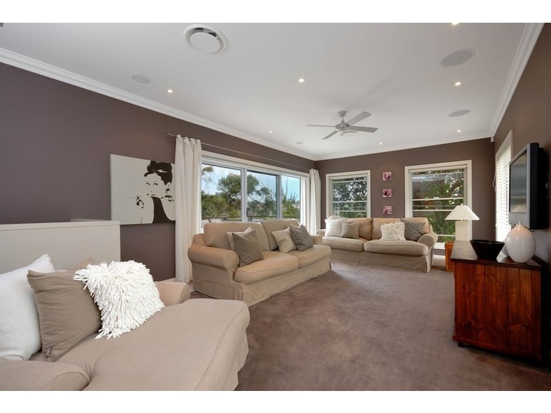 4 Beauford Avenue, Caringbah NSW 2229