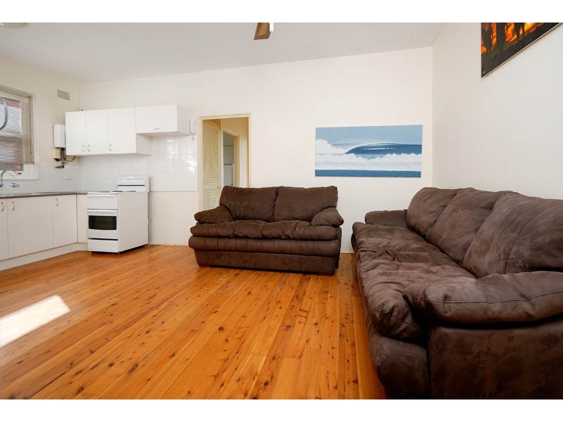 1/9 Wilbar Avenue, Cronulla NSW 2230