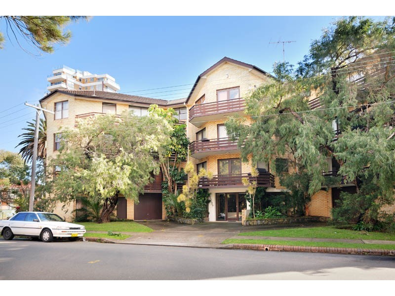 2/15  Parramatta Street, Cronulla NSW 2230
