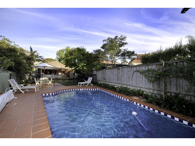 25 Holly Street, Caringbah NSW 2229