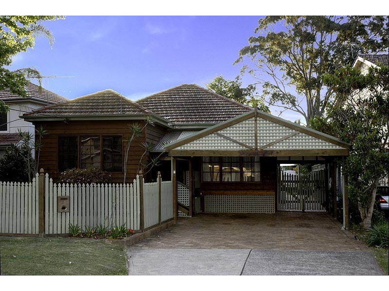 25 Holly Street, Caringbah NSW 2229