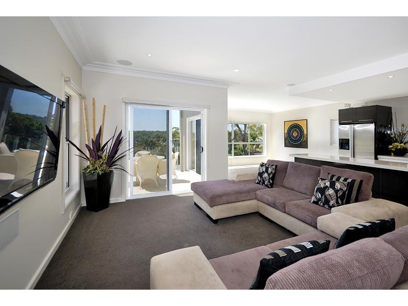 35 George Street, Yowie Bay NSW 2228