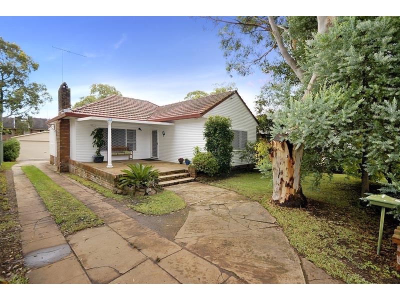 33 High Street, Caringbah NSW 2229