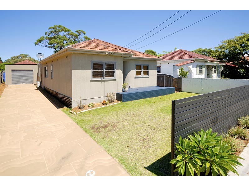 50  Captain Cook Drive, Caringbah NSW 2229