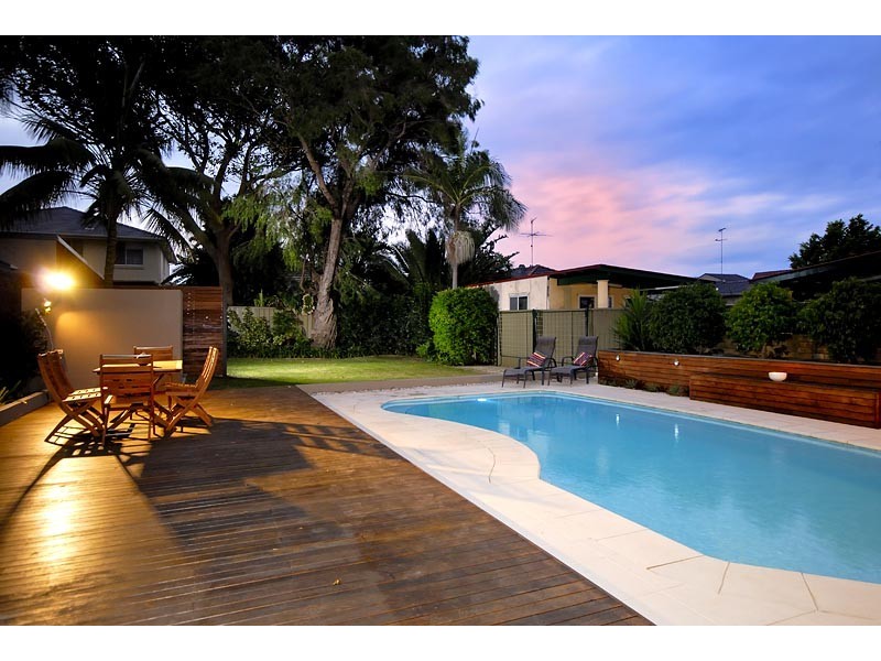 11 Oaks Street, Cronulla NSW 2230