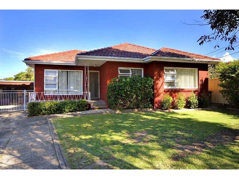 14 Bimbadeen Avenue, Miranda NSW 2228